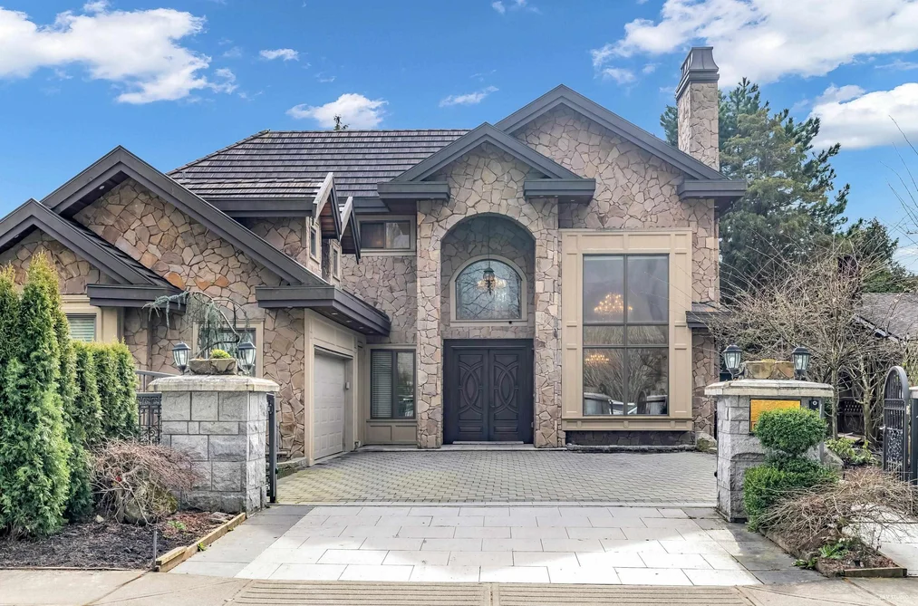 House for sale at 8560 Ryan Road Richmond British Columbia - MLS: R3077335