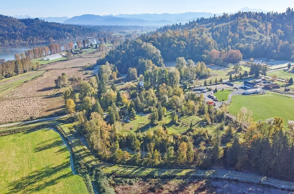8561 BRADNER ROAD, Abbotsford BC V4X 2H5, Abbotsford BC — Residential for Sale - Photo 5