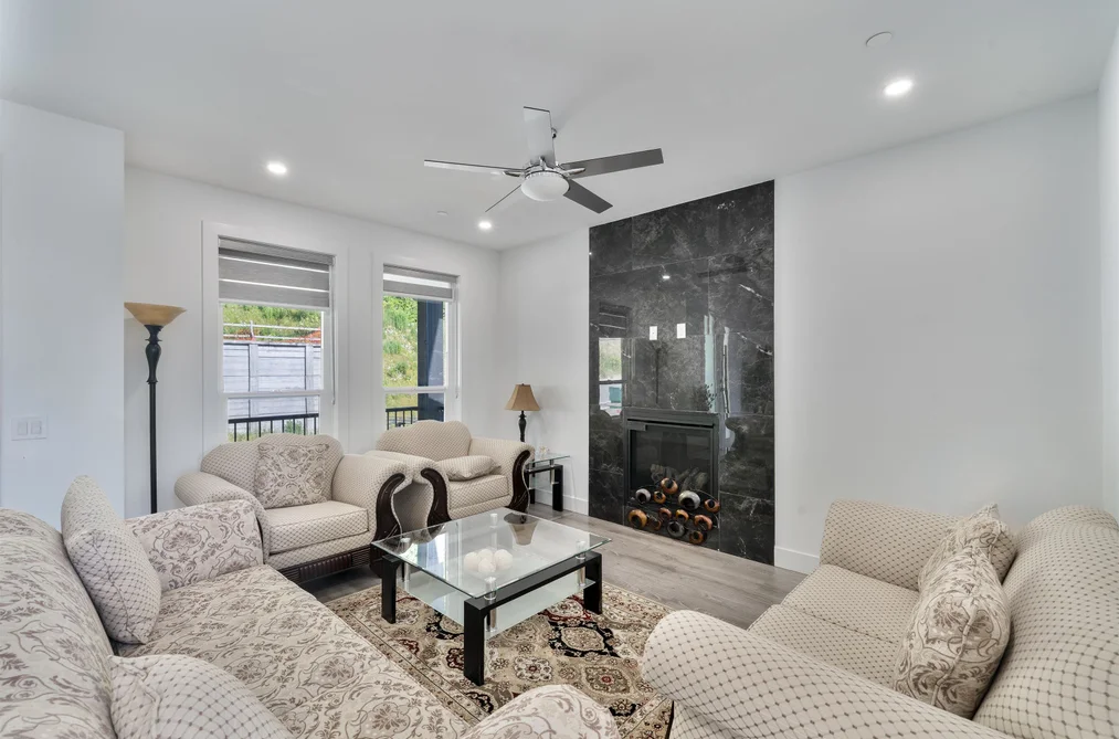 8561 FOREST GATE DRIVE, Chilliwack BC V4Z 0C7, Chilliwack BC — Residential for Sale - Photo 2