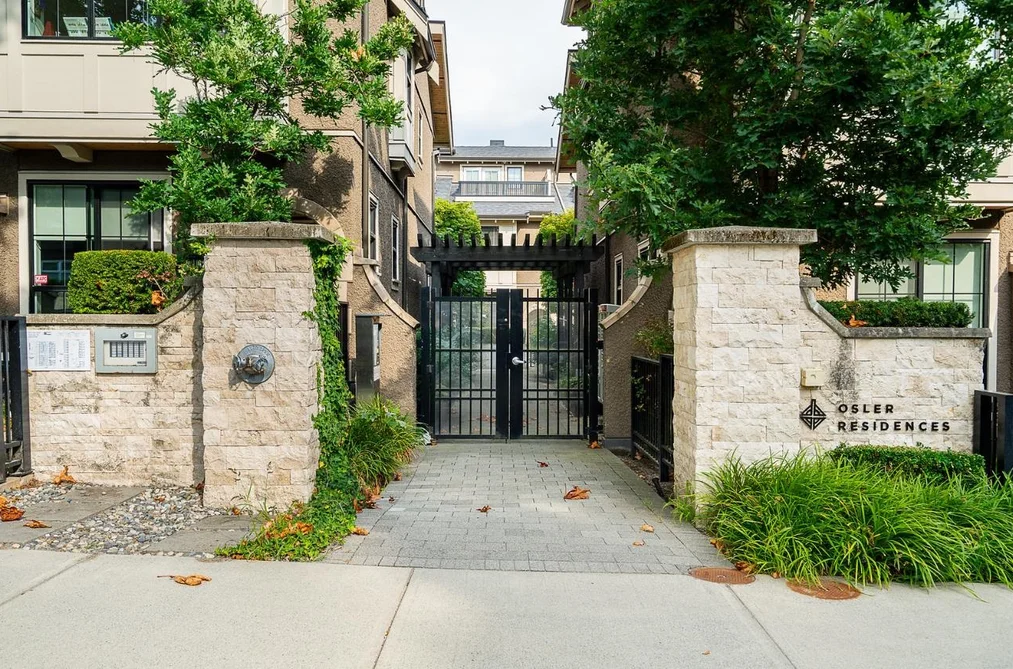 Townhouse for sale at 8562 Osler Street Vancouver British Columbia - MLS: R3110766