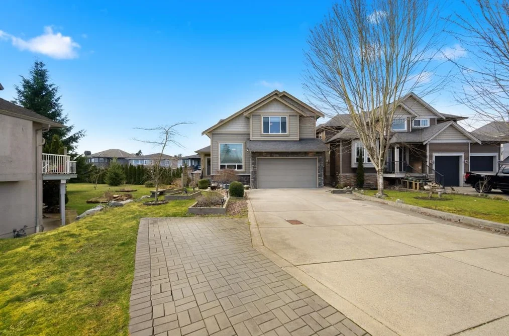 House for sale at 8563 Tupper Boulevard Mission British Columbia - MLS: R3097634
