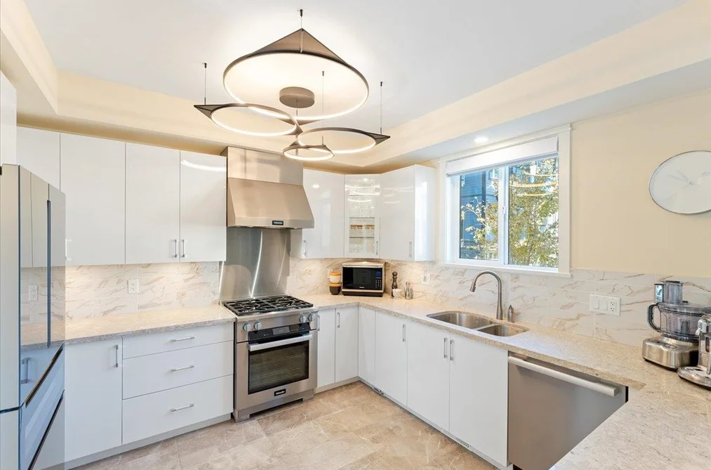 8567 204 STREET, Langley BC V2Y 3R2, Langley BC — Residential for Sale - Photo 3