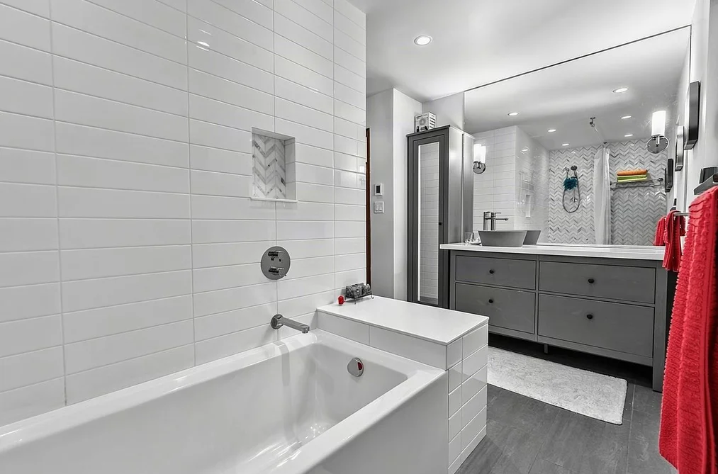 8568 Bedora Place, West Vancouver, BC - House for Sale - Photo 22 of 40 8568 Bedora Place, West Vancouver, BC - House for Sale - Photo 22 of 40
