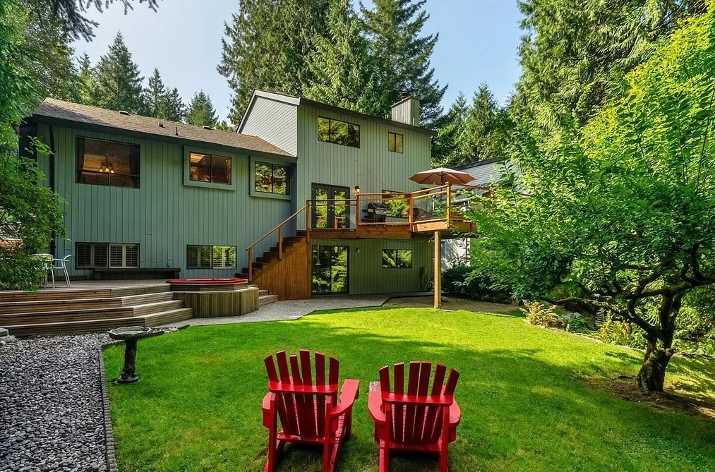 8568 Bedora Place, West Vancouver, BC - House for Sale - Photo 31 of 40 8568 Bedora Place, West Vancouver, BC - House for Sale - Photo 31 of 40