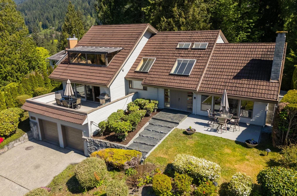 House for sale at 8570 Ansell Place West Vancouver British Columbia - MLS: R3117394