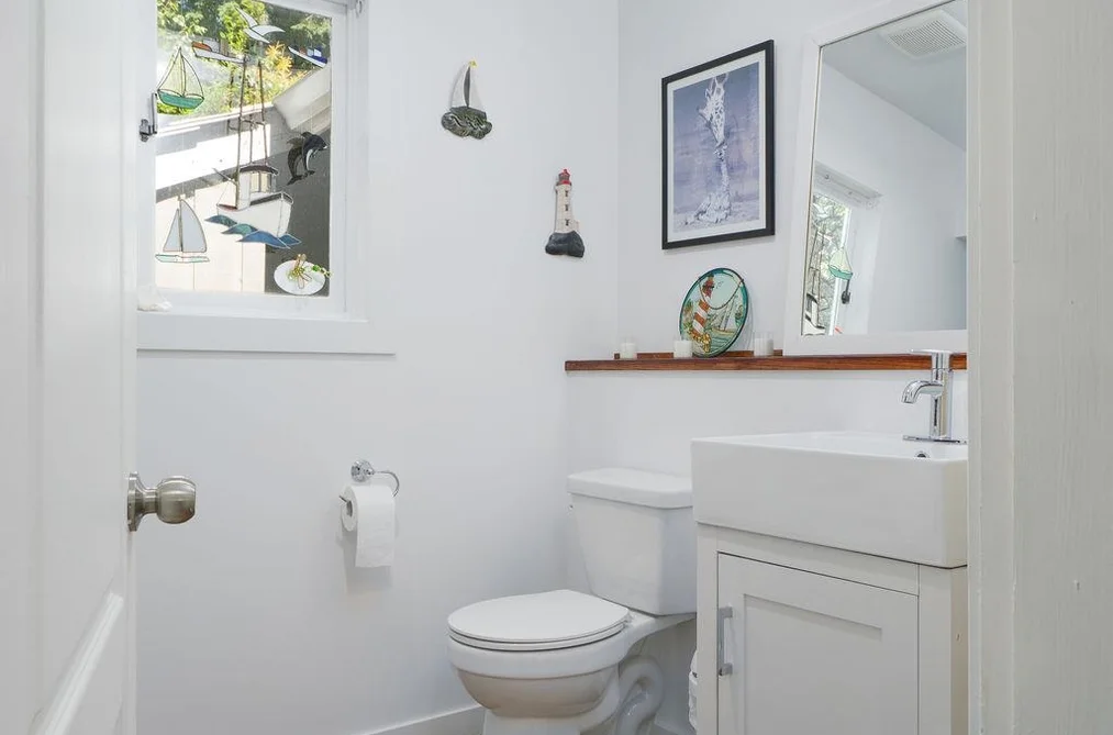 8579 REDROOFFS ROAD, Halfmoon Bay BC V7Z 1A9, Halfmoon Bay BC — Residential for Sale — Photo 6 of 13