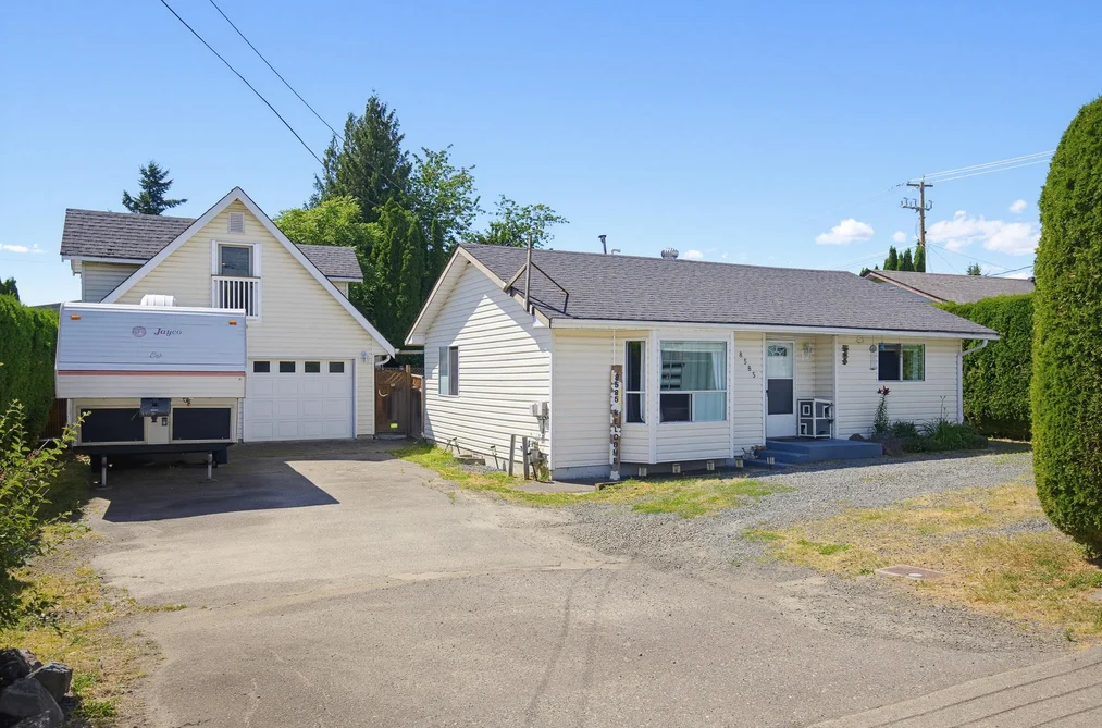 8585 BROADWAY STREET, Chilliwack BC V2P 5V4, Chilliwack BC — Residential for Sale - Main Photo