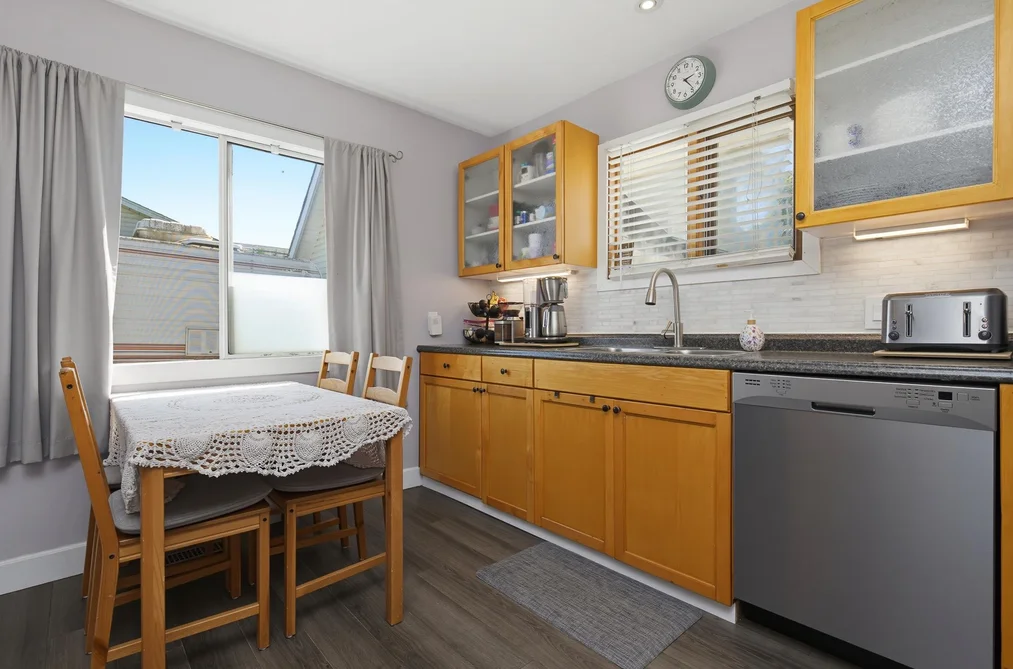 8585 BROADWAY STREET, Chilliwack BC V2P 5V4, Chilliwack BC — Residential for Sale — Photo 12 of 40