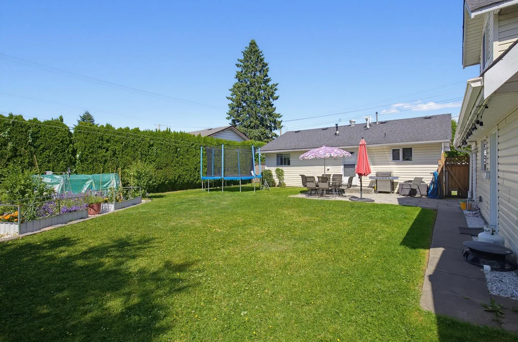8585 BROADWAY STREET, Chilliwack BC V2P 5V4, Chilliwack BC — Residential for Sale — Photo 25 of 40