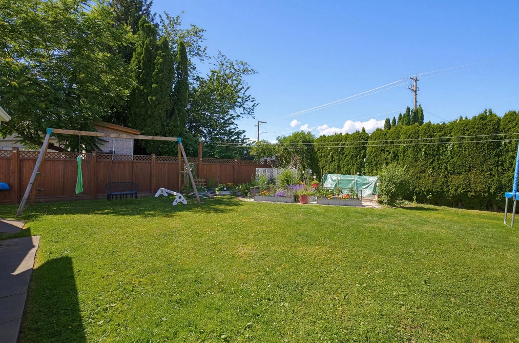 8585 BROADWAY STREET, Chilliwack BC V2P 5V4, Chilliwack BC — Residential for Sale — Photo 26 of 40
