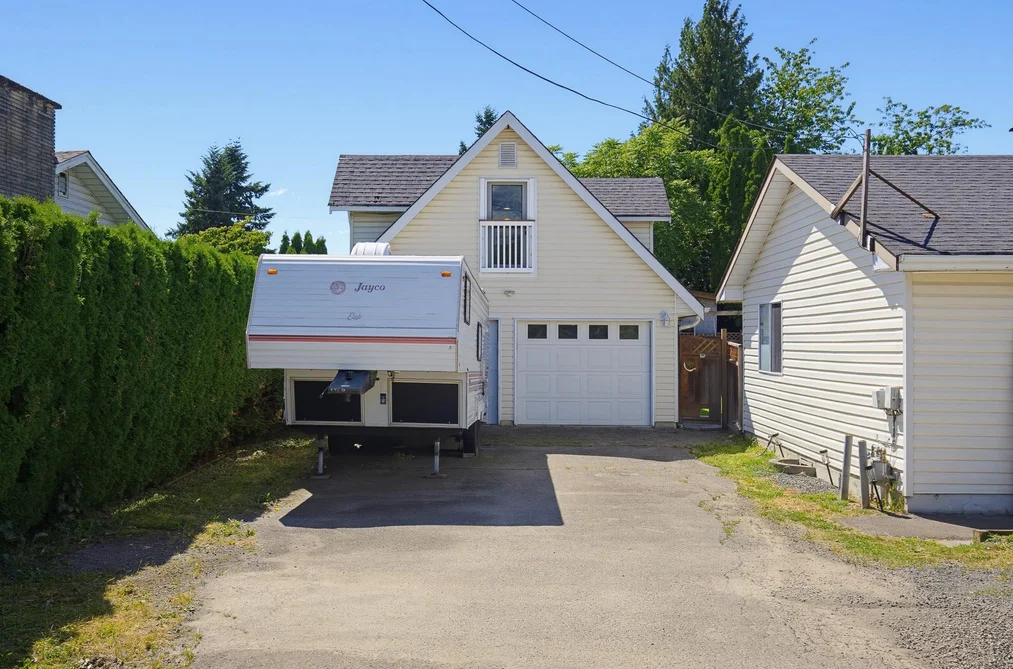 8585 BROADWAY STREET, Chilliwack BC V2P 5V4, Chilliwack BC — Residential for Sale — Photo 32 of 40