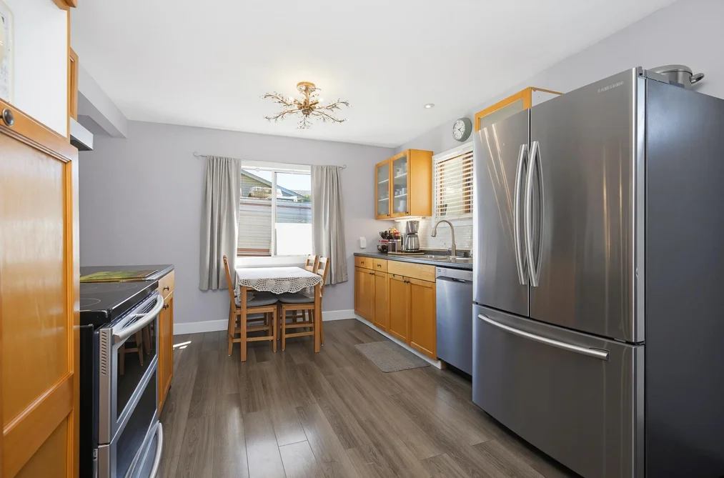 8585 BROADWAY STREET, Chilliwack BC V2P 5V4, Chilliwack BC — Residential for Sale — Photo 6 of 40