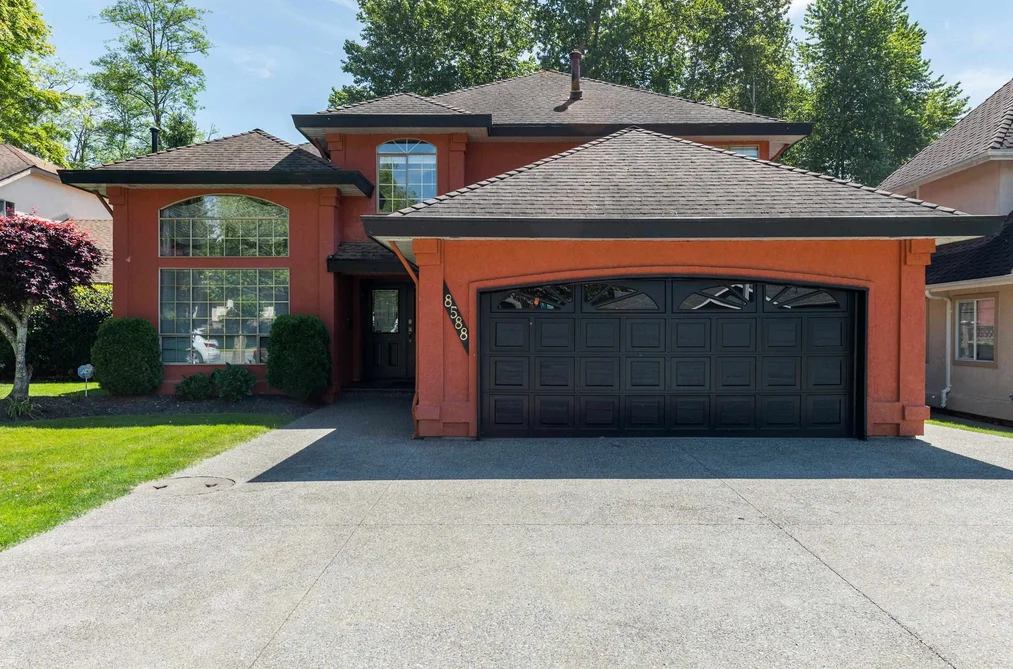 House for sale at 8588 141 Street Surrey British Columbia - MLS: R3122985