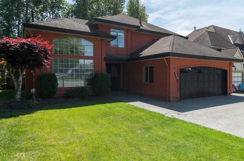 8588 141 STREET, Surrey BC V3W 3A9, Surrey BC — Residential for Sale - Photo 2
