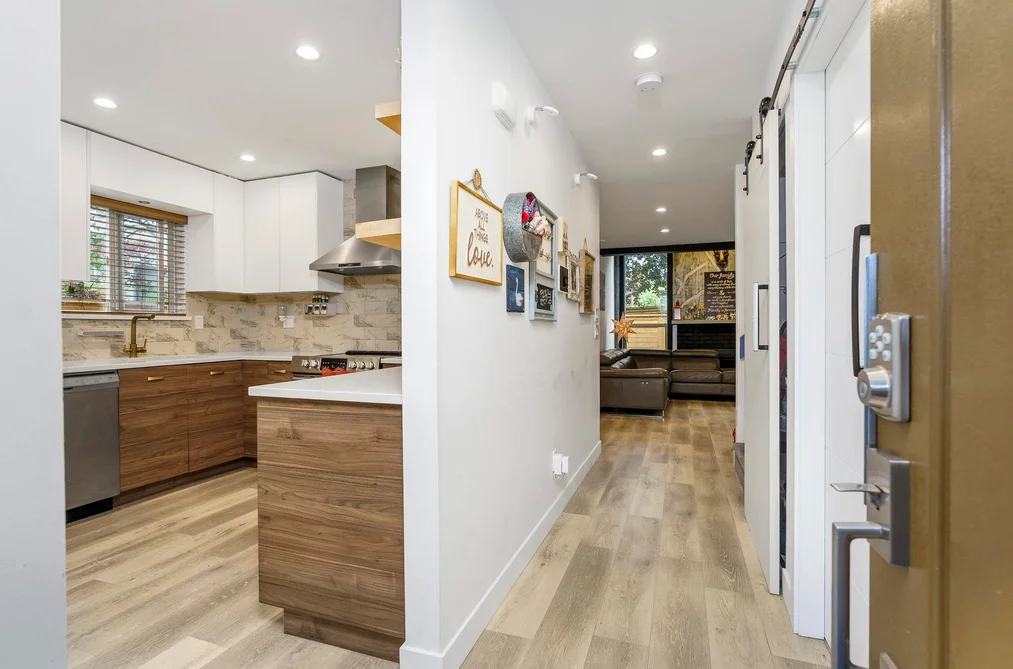 86-6880 Lucas Road, Richmond, BC - Townhouse for Sale - Photo 2 of 40 86-6880 Lucas Road, Richmond, BC - Townhouse for Sale - Photo 2 of 40