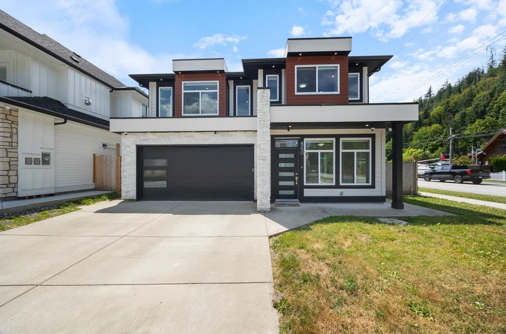 House for sale at 860 Willow Place Harrison Hot Springs British Columbia - MLS: R3144721