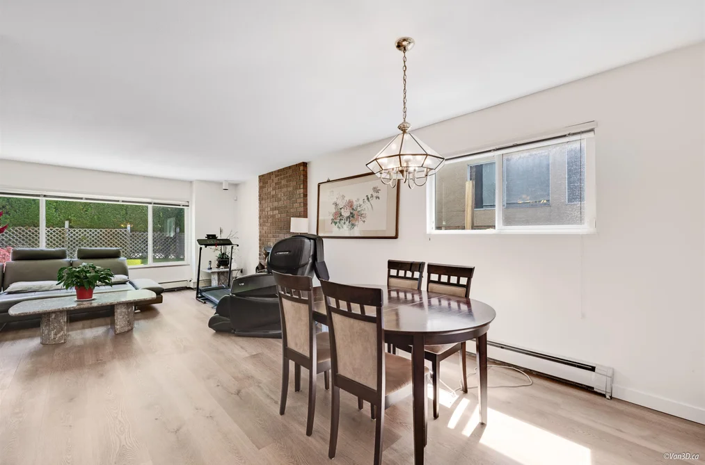 8607 SELKIRK STREET, Vancouver BC V6P 4J2, Vancouver BC — Residential for Sale - Photo 2