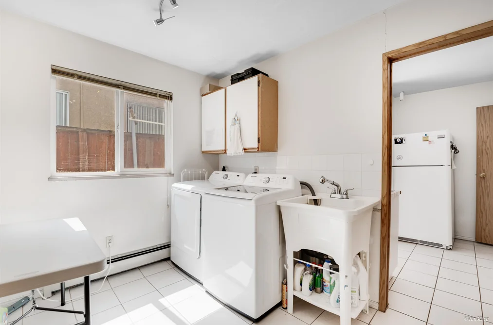8607 SELKIRK STREET, Vancouver BC V6P 4J2, Vancouver BC — Residential for Sale - Photo 6