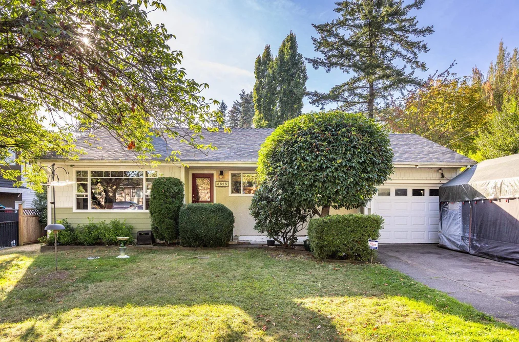 House for sale at 8625 144a Street Surrey British Columbia - MLS: R3166237