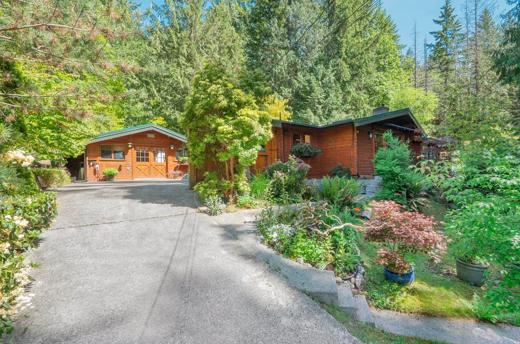8626 REDROOFFS ROAD, Halfmoon Bay BC V7Z 1E7, Halfmoon Bay BC — Residential for Sale - Photo 4