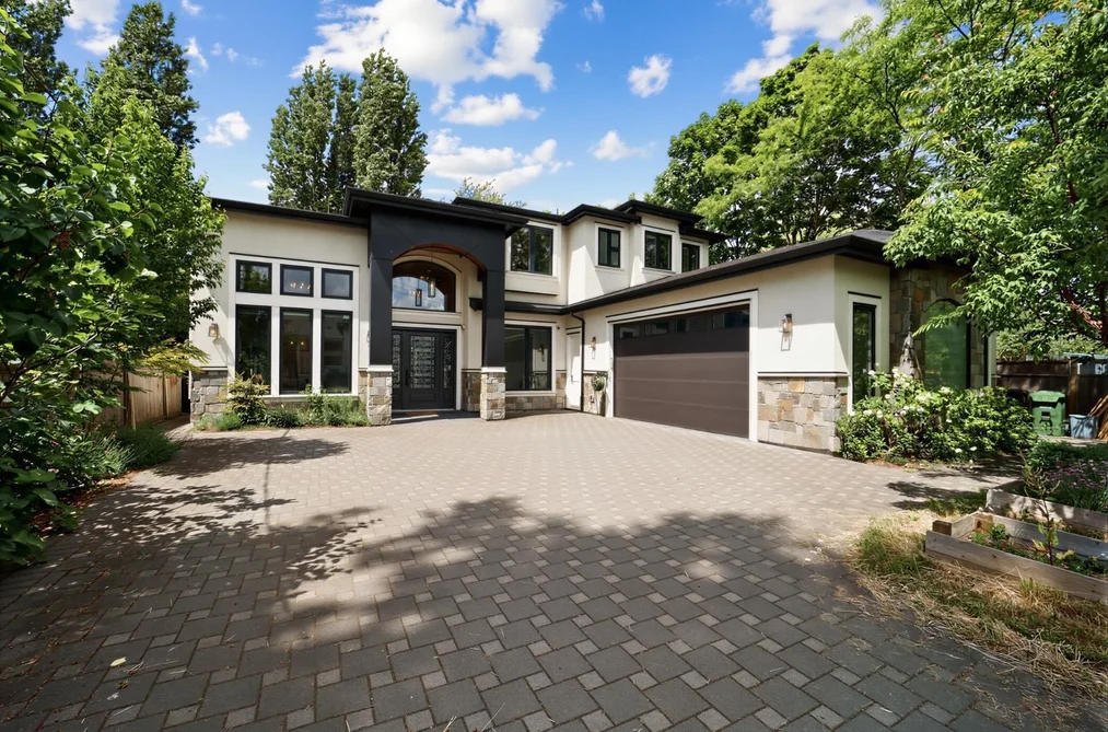 House for sale at 8631 Odlin Crescent Richmond British Columbia - MLS: R3132578