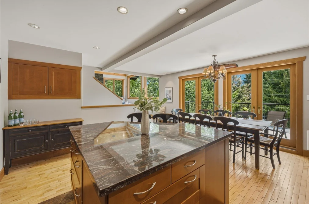8633 FOREST RIDGE DRIVE, Whistler BC V8E 0G1, Whistler BC — Residential for Sale — Photo 10 of 40