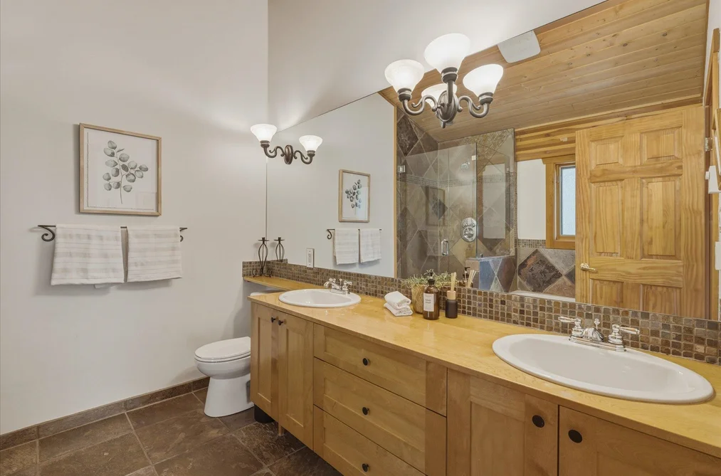8633 FOREST RIDGE DRIVE, Whistler BC V8E 0G1, Whistler BC — Residential for Sale — Photo 20 of 40