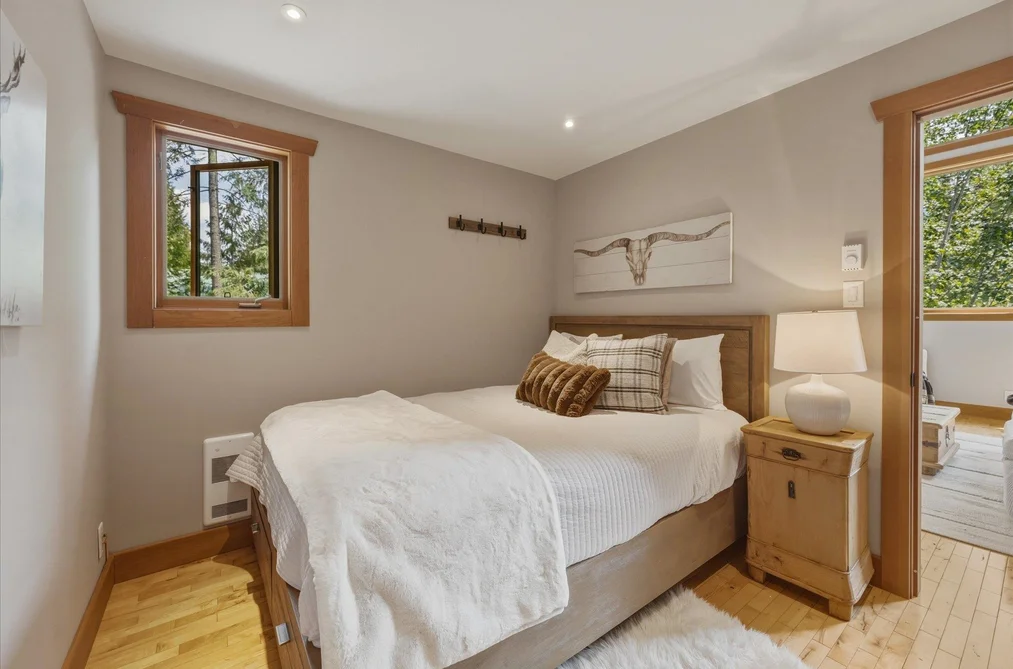 8633 FOREST RIDGE DRIVE, Whistler BC V8E 0G1, Whistler BC — Residential for Sale — Photo 5 of 40