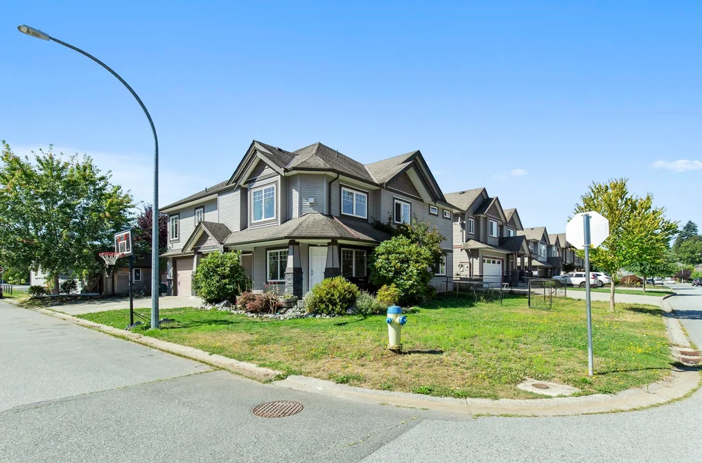 8637 MAYNARD TERRACE, Mission BC V4S 0B7, Mission BC — Residential for Sale - Photo 2