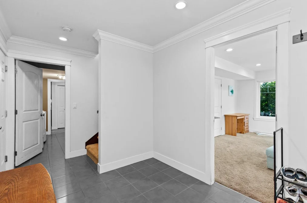 8637 MAYNARD TERRACE, Mission BC V4S 0B7, Mission BC — Residential for Sale - Photo 3