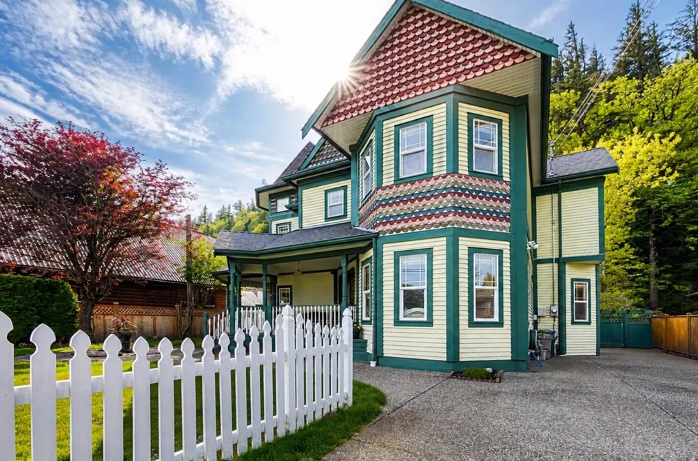 864 HOT SPRINGS ROAD, Harrison Hot Springs BC V0M 1K0, Harrison Hot Springs BC — Residential for Sale - Photo 3