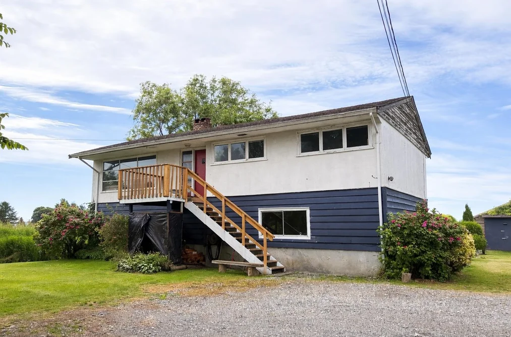 House for sale at 8640 Ladner Trunk Road Delta British Columbia - MLS: R3102099