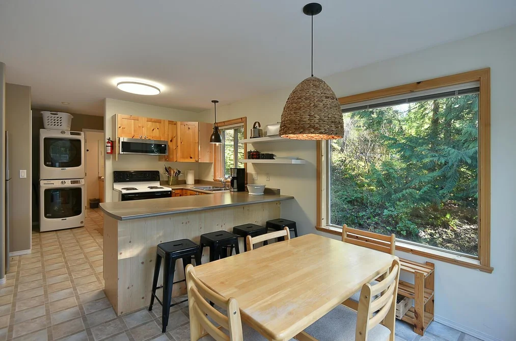 8650 REDROOFFS ROAD, Halfmoon Bay BC V7Z 1E7, Halfmoon Bay BC — Residential for Sale - Photo 5