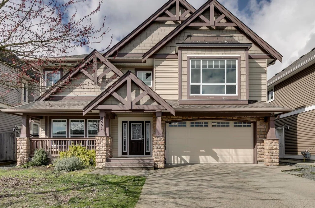 House for sale at 8661 Fennell Street Mission British Columbia - MLS: R3102781