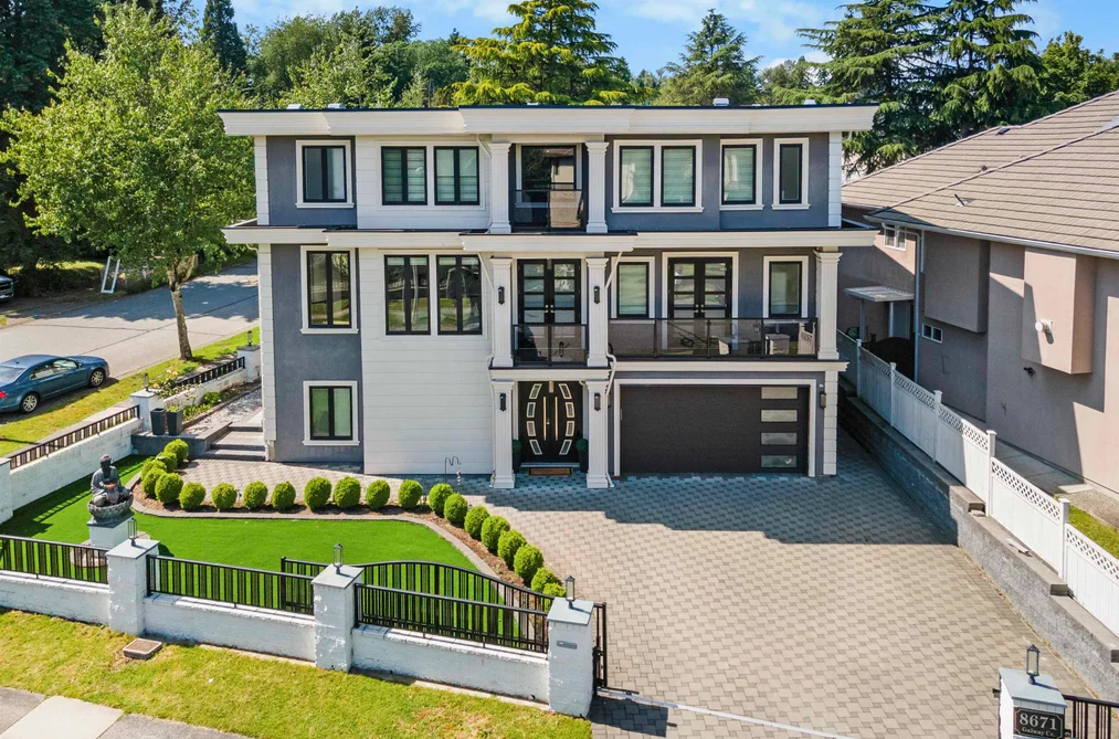 House for sale at 8671 Galway Crescent Surrey British Columbia - MLS: R3122472