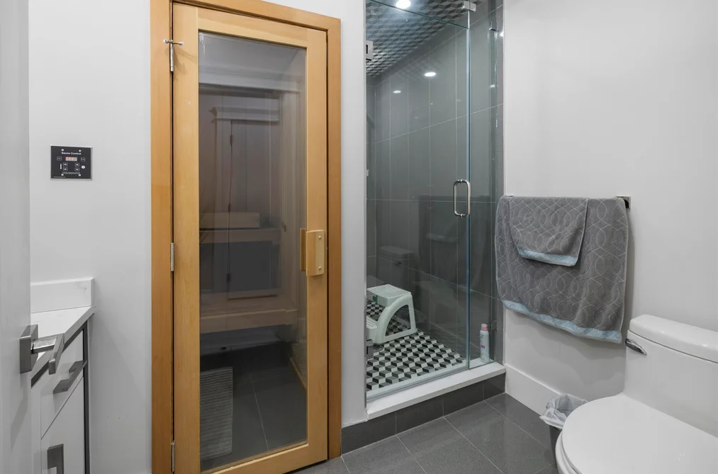 8671 GALWAY CRESCENT, Surrey BC V3W 6C8, Surrey BC — Residential for Sale - Photo 5