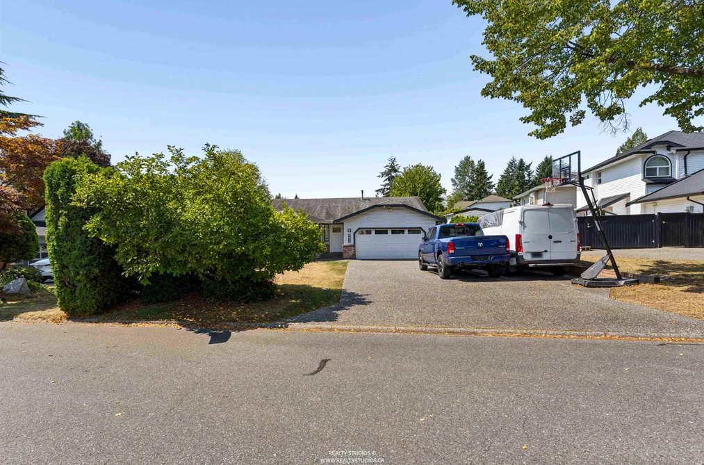 House for sale at 8673 149 Street Surrey British Columbia - MLS: R3163562
