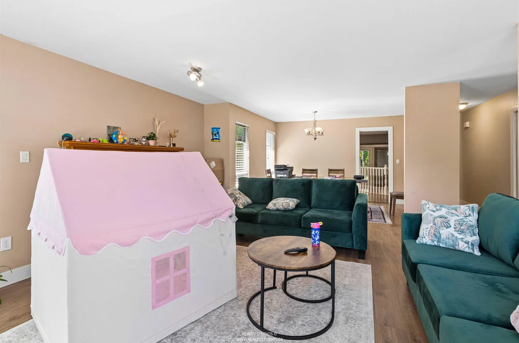 8673 149 Street, Surrey, BC - MLS: R3163562 - Photo 7 8673 149 Street, Surrey, BC - MLS: R3163562 - Photo 7