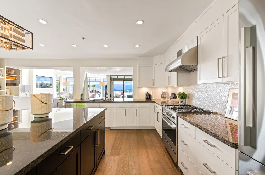 8674 SEASCAPE DRIVE, West Vancouver BC V7W 3J7, West Vancouver BC — Residential for Sale — Photo 11 of 39
