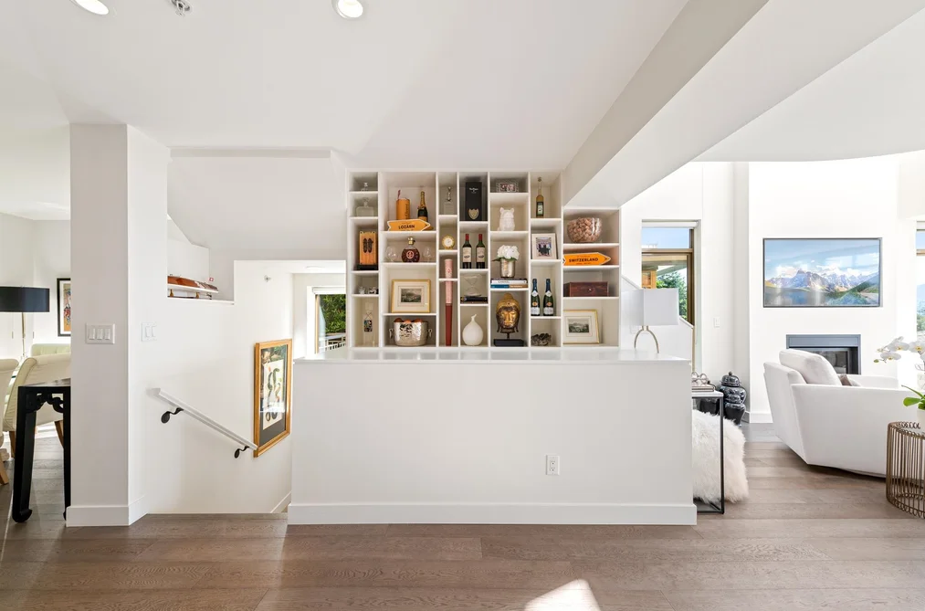 8674 SEASCAPE DRIVE, West Vancouver BC V7W 3J7, West Vancouver BC — Residential for Sale — Photo 6 of 39