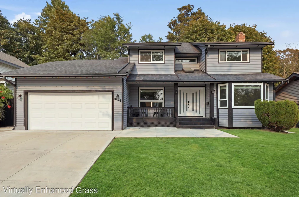 House for sale at 8676 146a Street Surrey British Columbia - MLS: R3156427