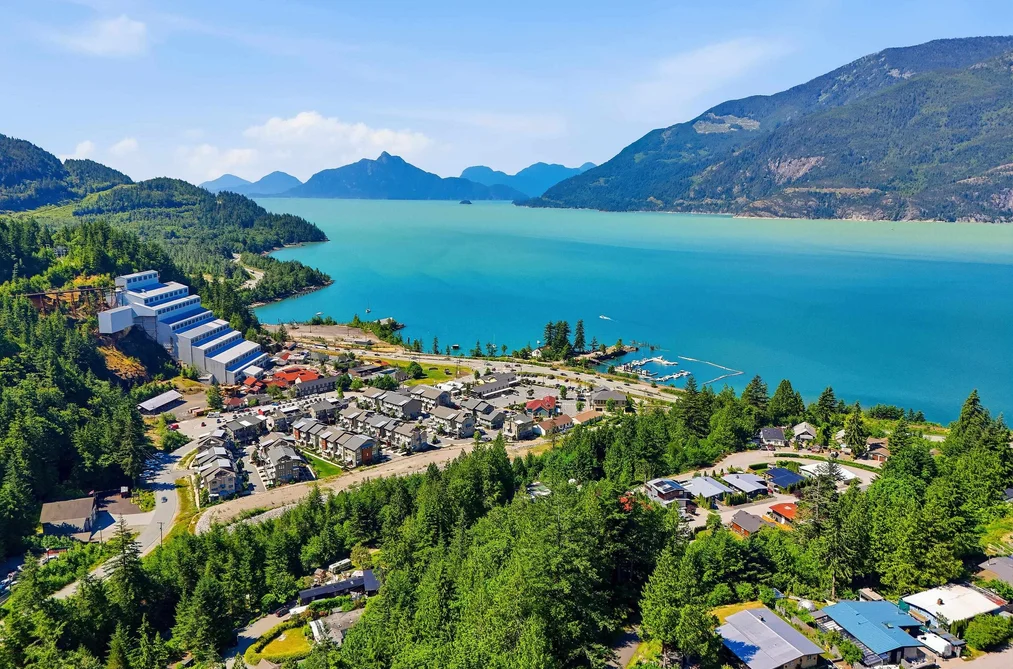 868 UPPER CRESCENT, Britannia Beach BC V8B 1J2, Britannia Beach BC — Residential for Sale — Photo 4 of 27