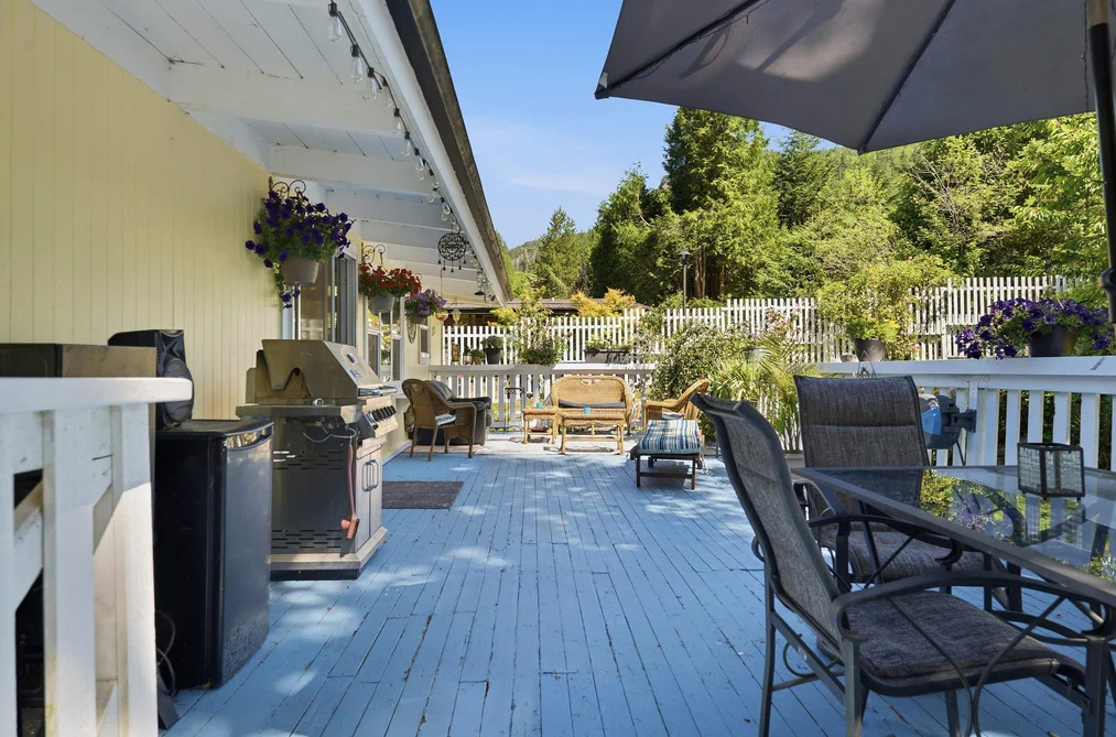 868 UPPER CRESCENT, Britannia Beach BC V8B 1J2, Britannia Beach BC — Residential for Sale — Photo 8 of 27