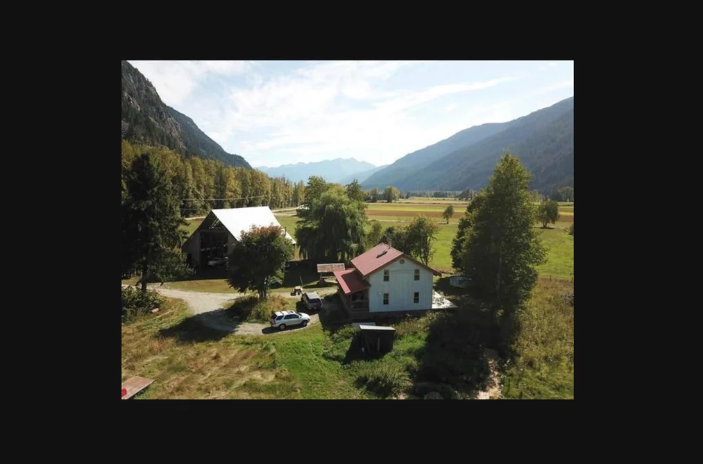 8687 PEMBERTON MEADOWS, Pemberton BC V0N 2L2, Pemberton BC — Residential for Sale - Photo 2