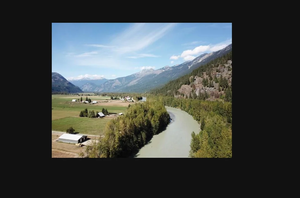 8687 PEMBERTON MEADOWS, Pemberton BC V0N 2L2, Pemberton BC — Residential for Sale - Photo 3