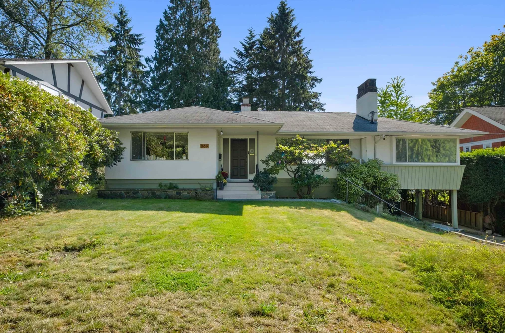 House for sale at 869 Clements Avenue North Vancouver British Columbia - MLS: R3082999