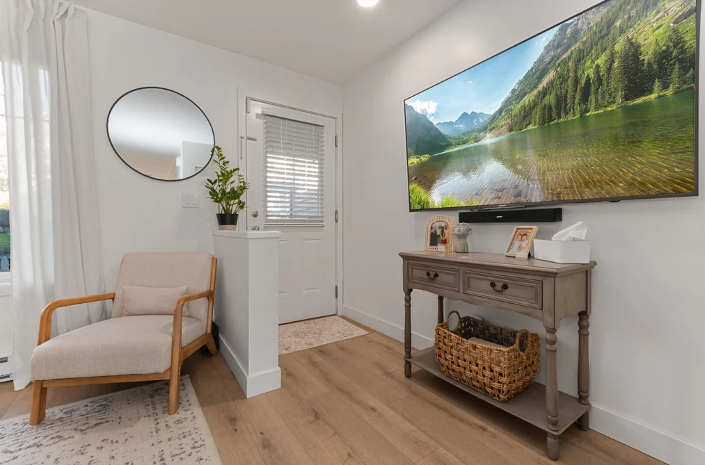 87 4401 BLAUSON BOULEVARD, Abbotsford BC V3G 0A4, Abbotsford BC — Residential for Sale - Photo 2