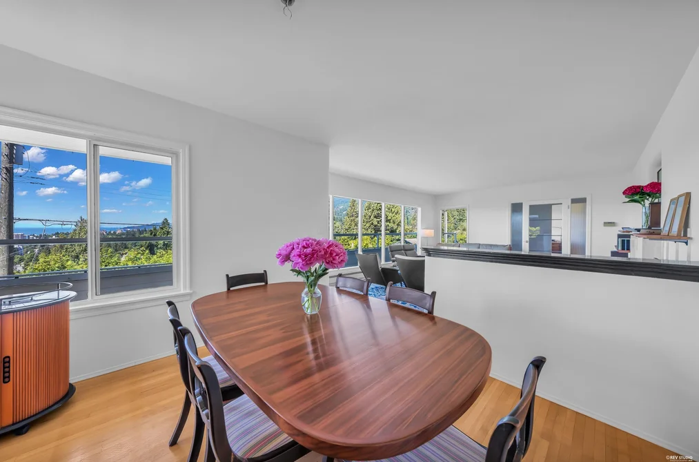 870 LEYLAND STREET, West Vancouver BC V7T 2L4, West Vancouver BC — Residential for Sale — Photo 11 of 35