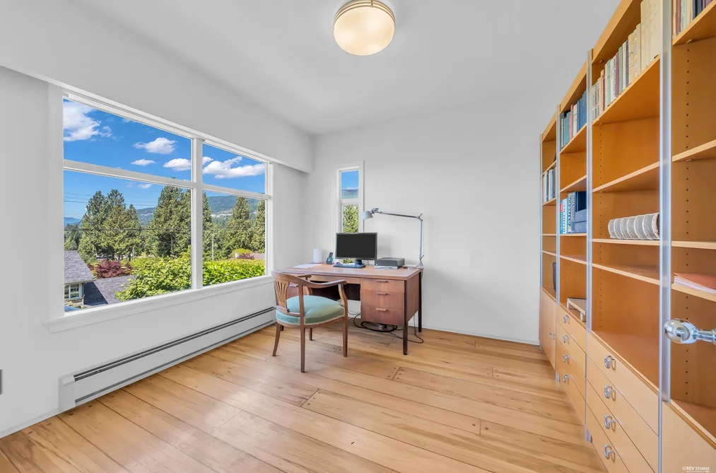 870 LEYLAND STREET, West Vancouver BC V7T 2L4, West Vancouver BC — Residential for Sale — Photo 15 of 35