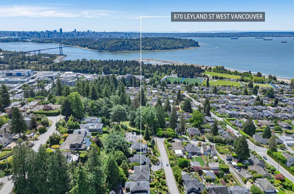 870 LEYLAND STREET, West Vancouver BC V7T 2L4, West Vancouver BC — Residential for Sale — Photo 3 of 35